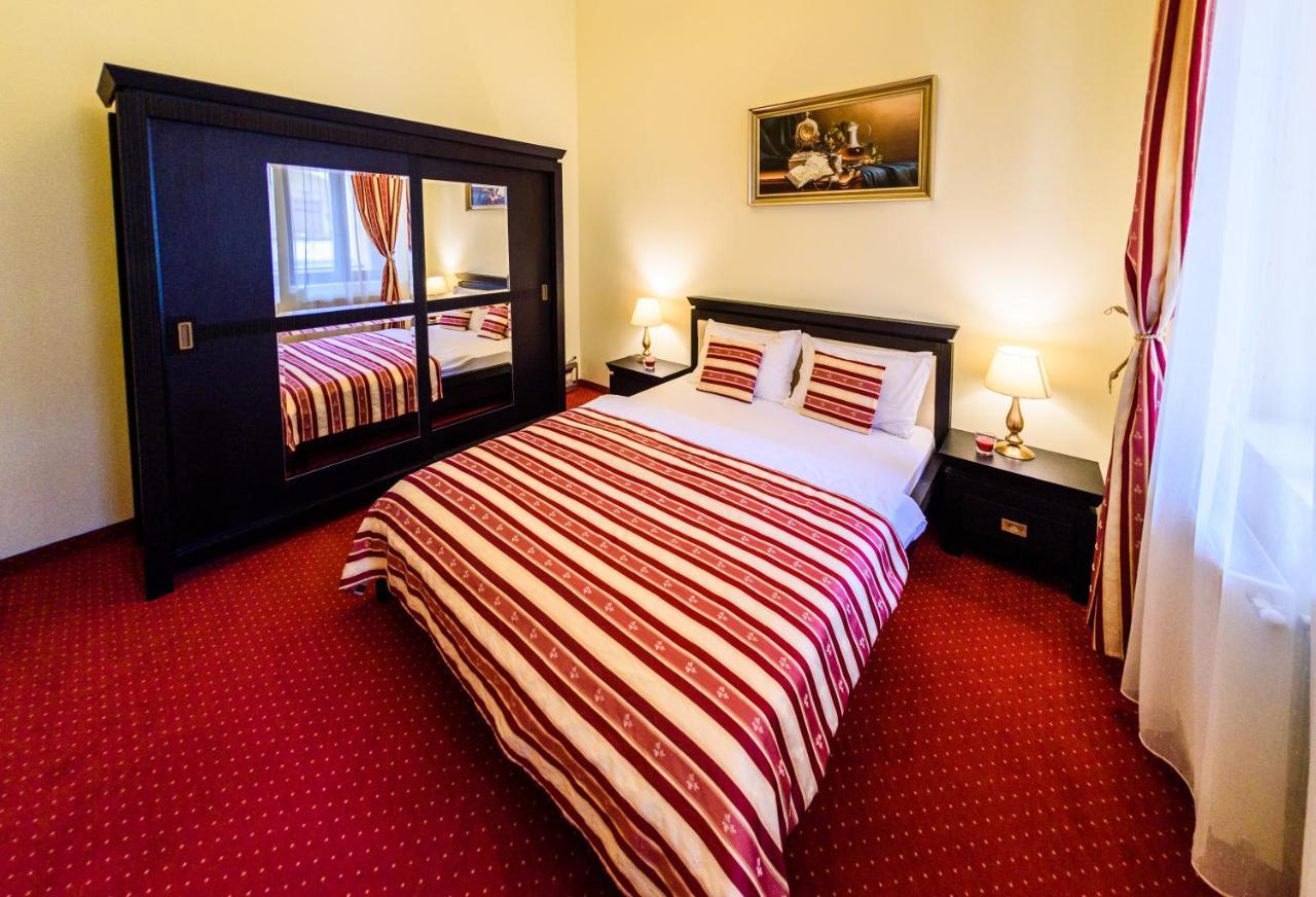 Apartament Baroc Тимишоара Екстериор снимка